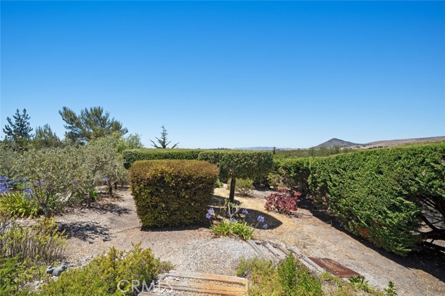 Detail Gallery Image 17 of 75 For 225 Broken Arrow Road, Nipomo,  CA 93444 - 4 Beds | 3 Baths