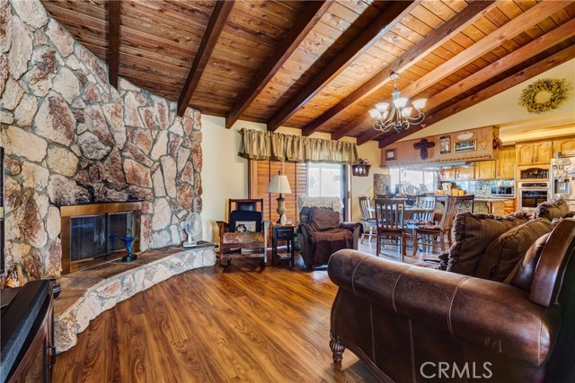 Detail Gallery Image 13 of 43 For 2160 Temescal Ave, Norco,  CA 92860 - 4 Beds | 2 Baths