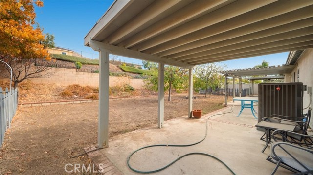 Detail Gallery Image 14 of 25 For 10412 Starshine Dr, Moreno Valley,  CA 92557 - 4 Beds | 2/1 Baths