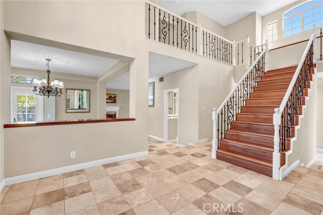 Detail Gallery Image 10 of 54 For 25711 Wood Brook Rd, Laguna Hills,  CA 92653 - 4 Beds | 2/1 Baths