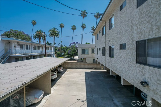 1218 Pine Street, South Pasadena CA: https://media.crmls.org/medias/ba9d14d7-b750-4f49-9c4b-a2ba6ec59640.jpg