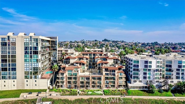 555 Esplanade, Redondo Beach, California 90277, 2 Bedrooms Bedrooms, ,2 BathroomsBathrooms,Residential,Sold,Esplanade,SB23039373