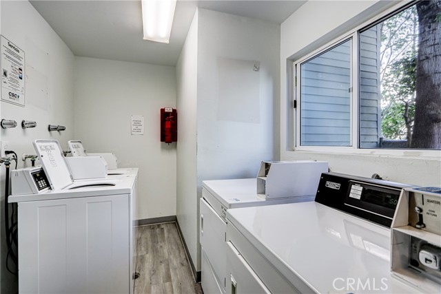 250 The Village #102, Redondo Beach, California 90277, 1 Bedroom Bedrooms, ,1 BathroomBathrooms,Residential,For Sale,The Village #102,SB25234286
