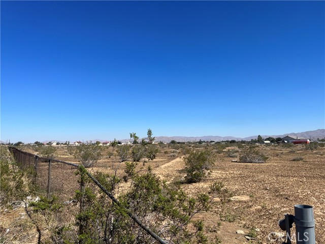Detail Gallery Image 2 of 7 For 0 Merlino Ave, Apple Valley,  CA 92307 - – Beds | – Baths