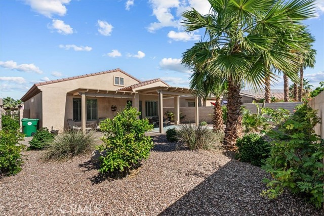 Detail Gallery Image 2 of 19 For 39158 Camino Novena, Indio,  CA 92203 - 2 Beds | 2 Baths