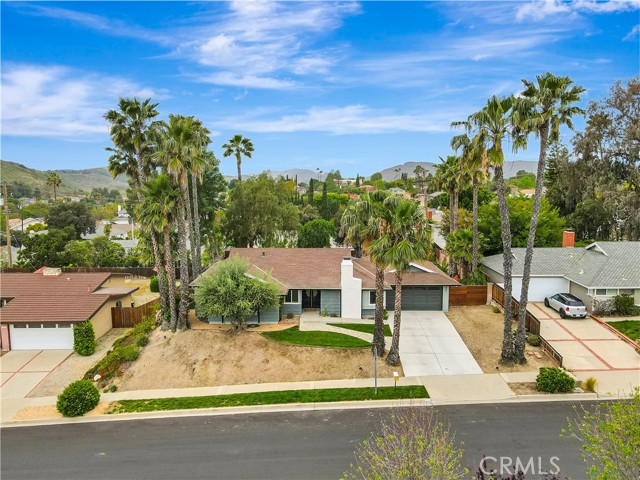Detail Gallery Image 1 of 21 For 2447 Young Ave, Thousand Oaks,  CA 91360 - 4 Beds | 2 Baths