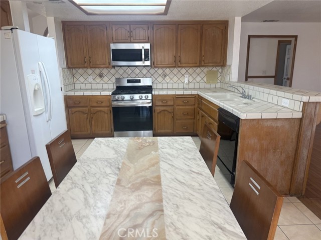 3 Bed Home for Sale in Helendale, California