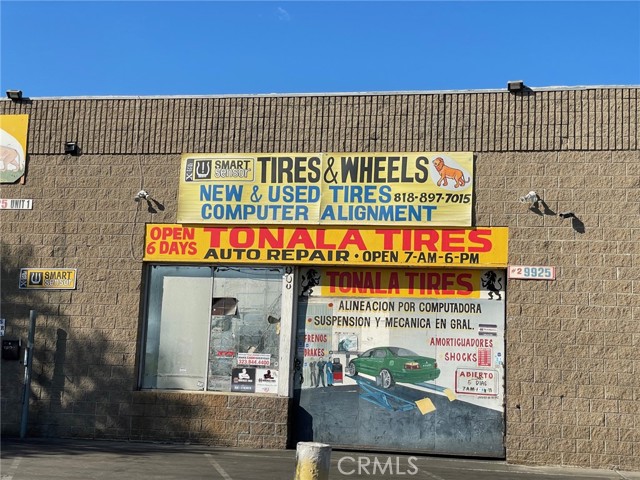 9925 San Fernando Road, Pacoima CA: https://media.crmls.org/medias/baa0d16a-d4c6-46ee-87ec-0701efac5c59.jpg