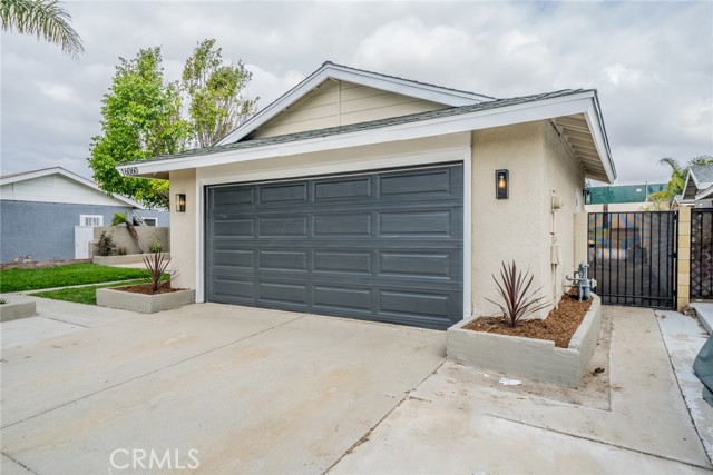 Detail Gallery Image 4 of 25 For 16060 Fairview Ct, Fontana,  CA 92336 - 4 Beds | 2 Baths