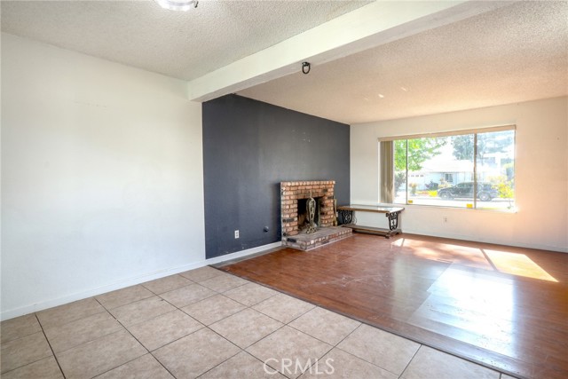 Detail Gallery Image 3 of 32 For 8657 Cedar Dr, Rancho Cucamonga,  CA 91730 - 4 Beds | 2/1 Baths