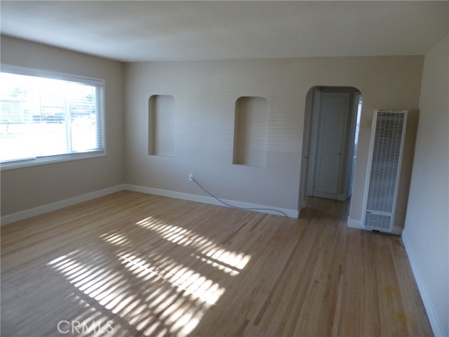 Detail Gallery Image 7 of 29 For 8277 Verbena, Riverside,  CA 92504 - 2 Beds | 1 Baths