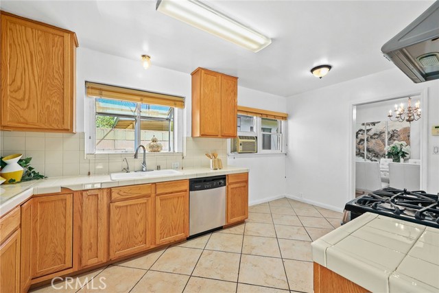 Detail Gallery Image 11 of 31 For 1731 S San Gabriel Bld, San Marino,  CA 91108 - 3 Beds | 2 Baths
