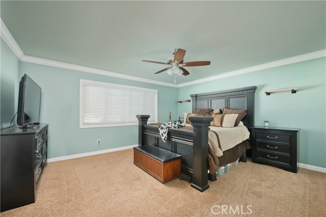 Detail Gallery Image 11 of 31 For 15877 Warm Springs Dr, Canyon Country,  CA 91387 - 5 Beds | 3 Baths