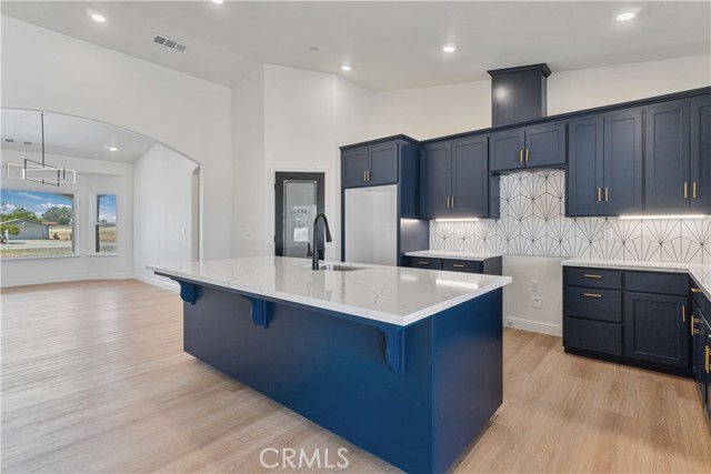 Detail Gallery Image 12 of 39 For 15709 Road 29, Madera,  CA 93636 - 8 Beds | 6 Baths