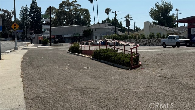 26023 Western Avenue, Lomita, California 90717, ,Commercial Sale,For Sale,26023 Western Avenue,CRIG25154291