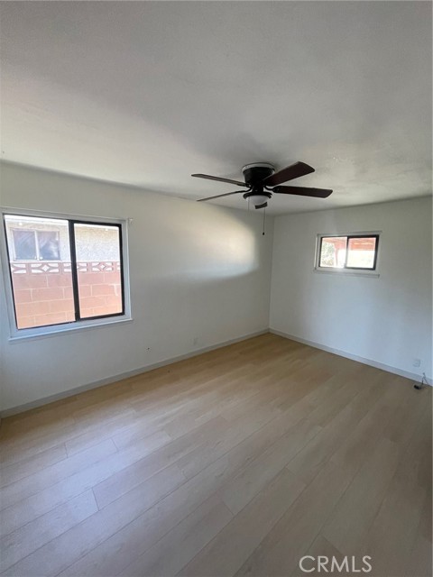 Detail Gallery Image 9 of 12 For 1121 W Avenue J8, Lancaster,  CA 93534 - 3 Beds | 2 Baths