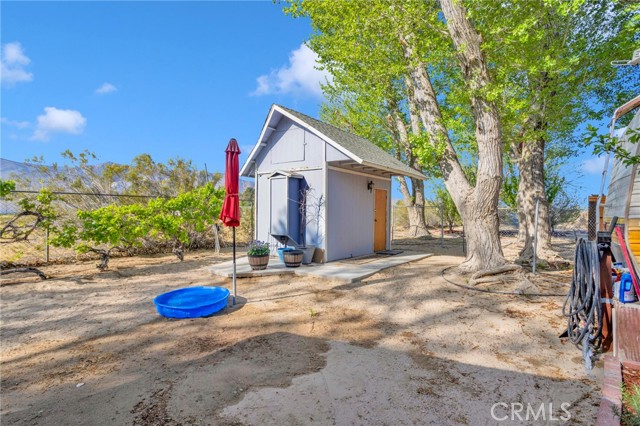Detail Gallery Image 50 of 68 For 10298 Custer Ave, Lucerne Valley,  CA 92356 - 5 Beds | 2/1 Baths