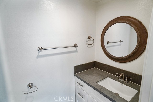 Detail Gallery Image 6 of 29 For 803 N Kingsley Dr, Los Angeles,  CA 90029 - – Beds | – Baths