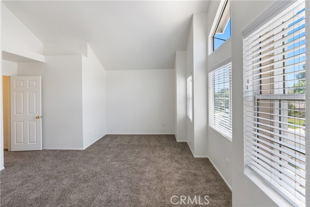 Detail Gallery Image 24 of 47 For 21965 Jeffers Ln, Saugus,  CA 91350 - 5 Beds | 3 Baths