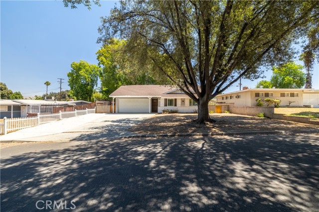 Detail Gallery Image 2 of 25 For 5276 Old Mill Rd, Riverside,  CA 92504 - 3 Beds | 2 Baths