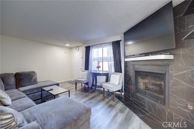 606 E Newlove Drive, Santa Maria CA: https://media.crmls.org/medias/baa6432f-615e-4422-b394-a4c0f000353b.jpg