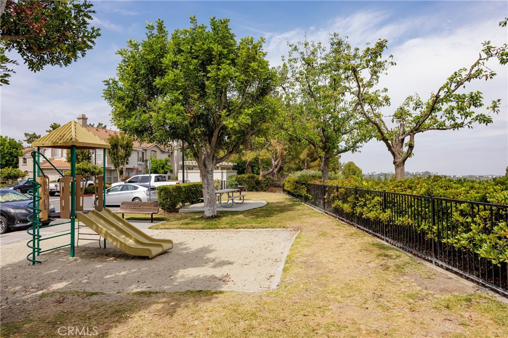 Baa65035 F8c5 4329 8119 46a748eabe13