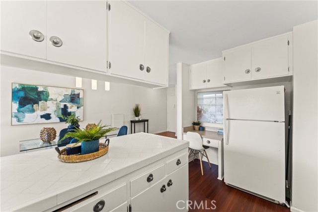 3205 Merrill, Torrance CA: https://media.crmls.org/medias/baa9b12b-5e1e-496b-b40f-0bb23947efa8.jpg