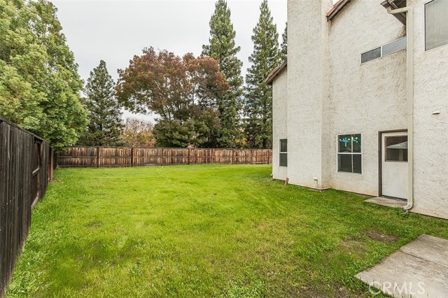 Detail Gallery Image 38 of 44 For 9659 N Shenandoah, Fresno,  CA 93720 - 3 Beds | 3 Baths