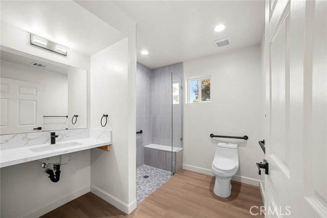 Detail Gallery Image 10 of 28 For 306 W Congress St, Colton,  CA 92324 - 4 Beds | 3 Baths