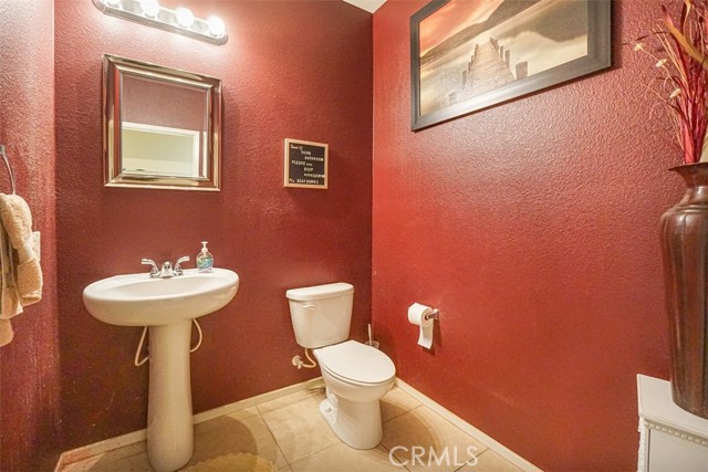 Detail Gallery Image 12 of 30 For 35566 Desert Rose Way, Lake Elsinore,  CA 92532 - 4 Beds | 2/1 Baths