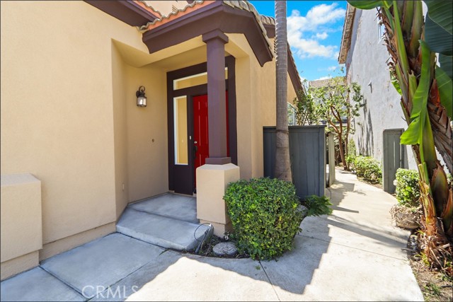 Detail Gallery Image 4 of 7 For 19 Nopalitos Way, Aliso Viejo,  CA 92656 - 3 Beds | 3 Baths