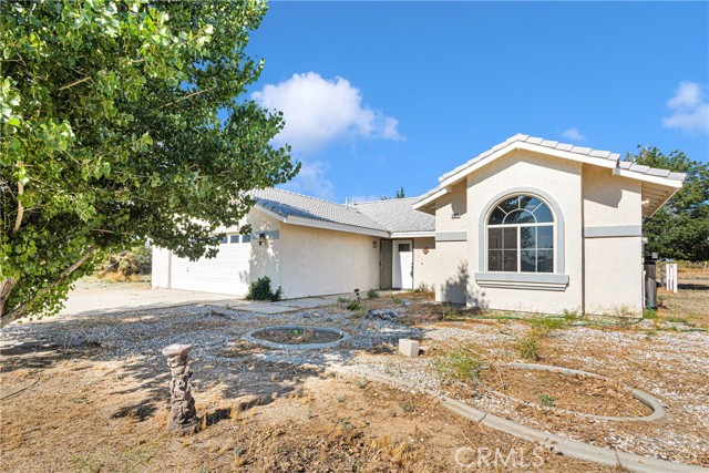 Detail Gallery Image 2 of 28 For 12273 Alta Vista Rd, Pinon Hills,  CA 92372 - 3 Beds | 2 Baths