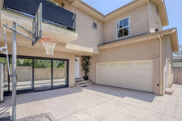 Detail Gallery Image 2 of 23 For 624 Hawthorne St a,  Glendale,  CA 91204 - 2 Beds | 2 Baths