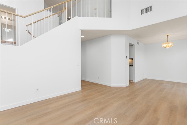 Detail Gallery Image 4 of 21 For 7839 E Quinn Dr, Anaheim Hills,  CA 92808 - 3 Beds | 2/1 Baths