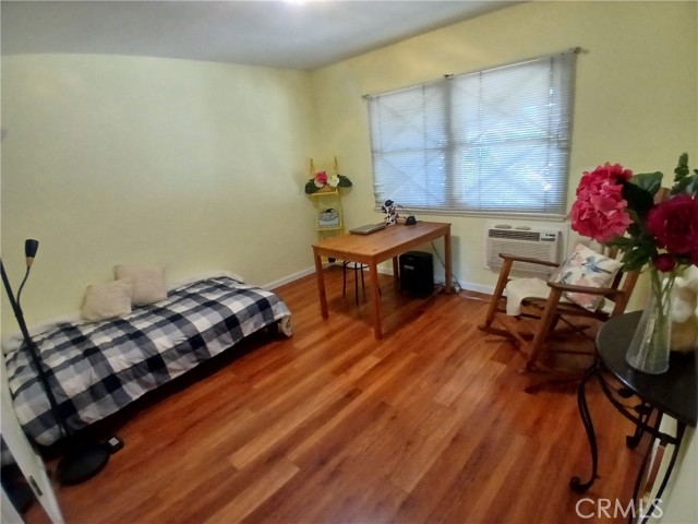 Detail Gallery Image 19 of 35 For 7650 Wilbur Ave, Reseda,  CA 91335 - 3 Beds | 1/1 Baths