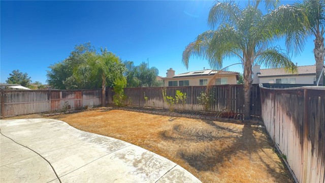 Detail Gallery Image 5 of 7 For 25855 Marco Polo St, Murrieta,  CA 92563 - 3 Beds | 2/1 Baths