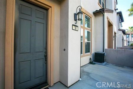 Detail Gallery Image 2 of 13 For 16 Wilcox Way, Buena Park,  CA 90621 - 3 Beds | 2/1 Baths