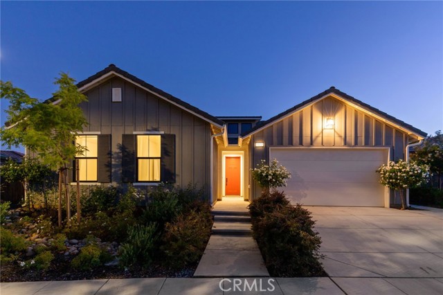 Detail Gallery Image 5 of 62 For 1022 Moonrise, Madera,  CA 93636 - 4 Beds | 2/1 Baths