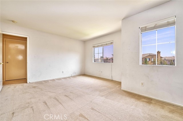 7326 Oxford Place, Rancho Cucamonga CA: https://media.crmls.org/medias/bab0e827-1585-4e87-964c-27ee895a5d76.jpg
