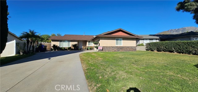 Detail Gallery Image 2 of 20 For 3166 Atlantic, Highland,  CA 92346 - 4 Beds | 2 Baths