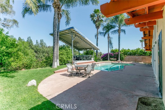 12410 Mclennan Avenue, Granada Hills CA: https://media.crmls.org/medias/bab18506-57e4-48e2-8bd9-771f87ad1251.jpg