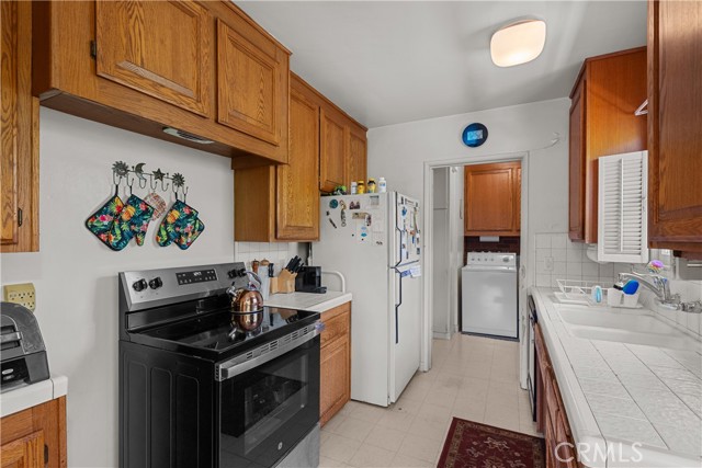 3 Bed Home for Sale in Van Nuys, California