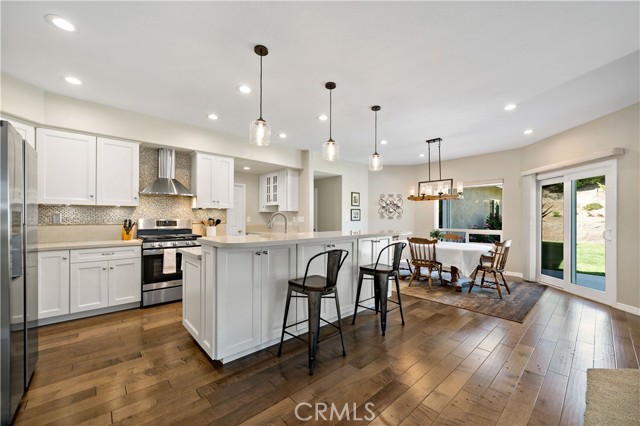 Detail Gallery Image 14 of 61 For 31484 Britton Circle, Temecula,  CA 92591 - 6 Beds | 4 Baths