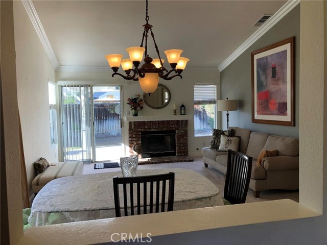 Detail Gallery Image 5 of 22 For 16175 La Fortuna, Moreno Valley,  CA 92551 - 2 Beds | 2 Baths