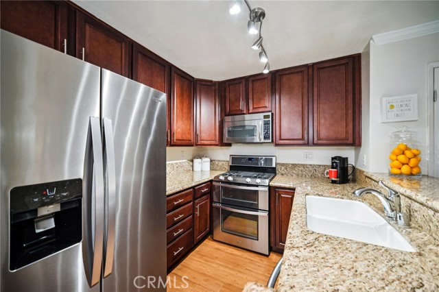 Detail Gallery Image 8 of 26 For 18760 Mandan #1403,  Canyon Country,  CA 91351 - 3 Beds | 2 Baths