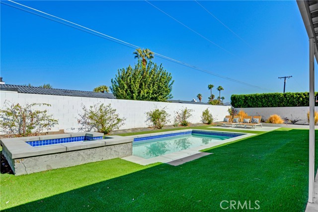 Detail Gallery Image 17 of 42 For 2802 E Venetia Rd, Palm Springs,  CA 92262 - 3 Beds | 2 Baths