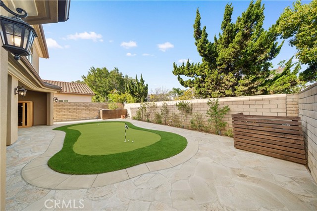 Detail Gallery Image 68 of 75 For 27 Gillman St, Irvine,  CA 92612 - 6 Beds | 6/1 Baths