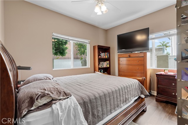 Detail Gallery Image 8 of 46 For 211 S Francisca #B,  Redondo Beach,  CA 90277 - 4 Beds | 3 Baths