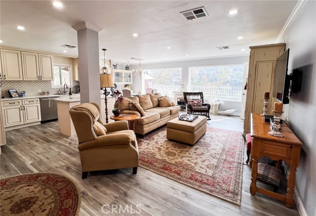 23777 Mulholland Hwy Spc 73, Calabasas CA: https://media.crmls.org/medias/bab481d3-5fc5-4b31-b44b-3e7e3d467687.jpg