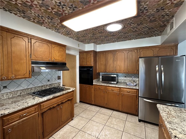 Detail Gallery Image 15 of 60 For 630 Jefferson St, Willows,  CA 95988 - 3 Beds | 2 Baths
